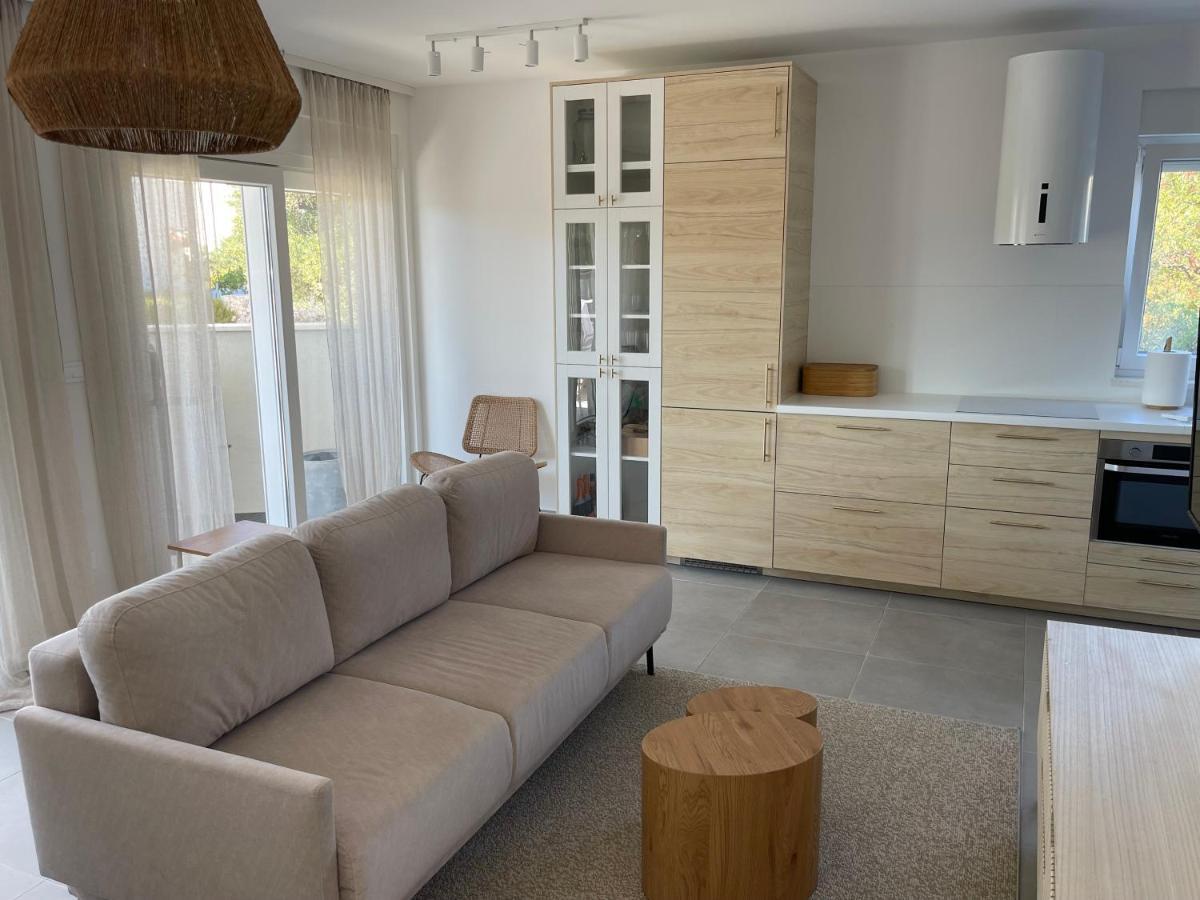 Soltysovka Apartments ロゴズニッツァ エクステリア 写真